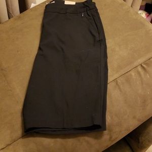 Chico's So Slimming pull on Bermuda shorts